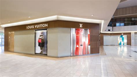 menara mall louis vuitton|Louis Vuitton northbrook court.